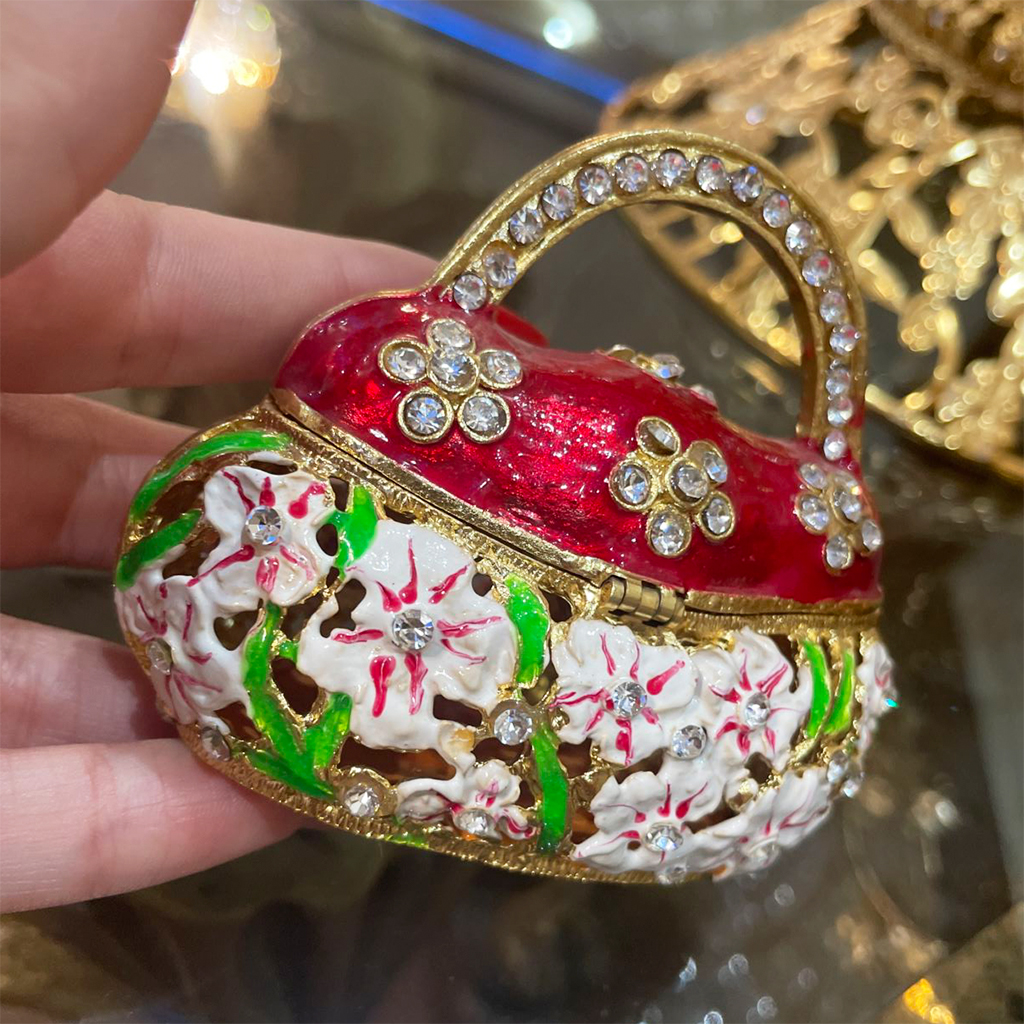 جای جواهری خاص 